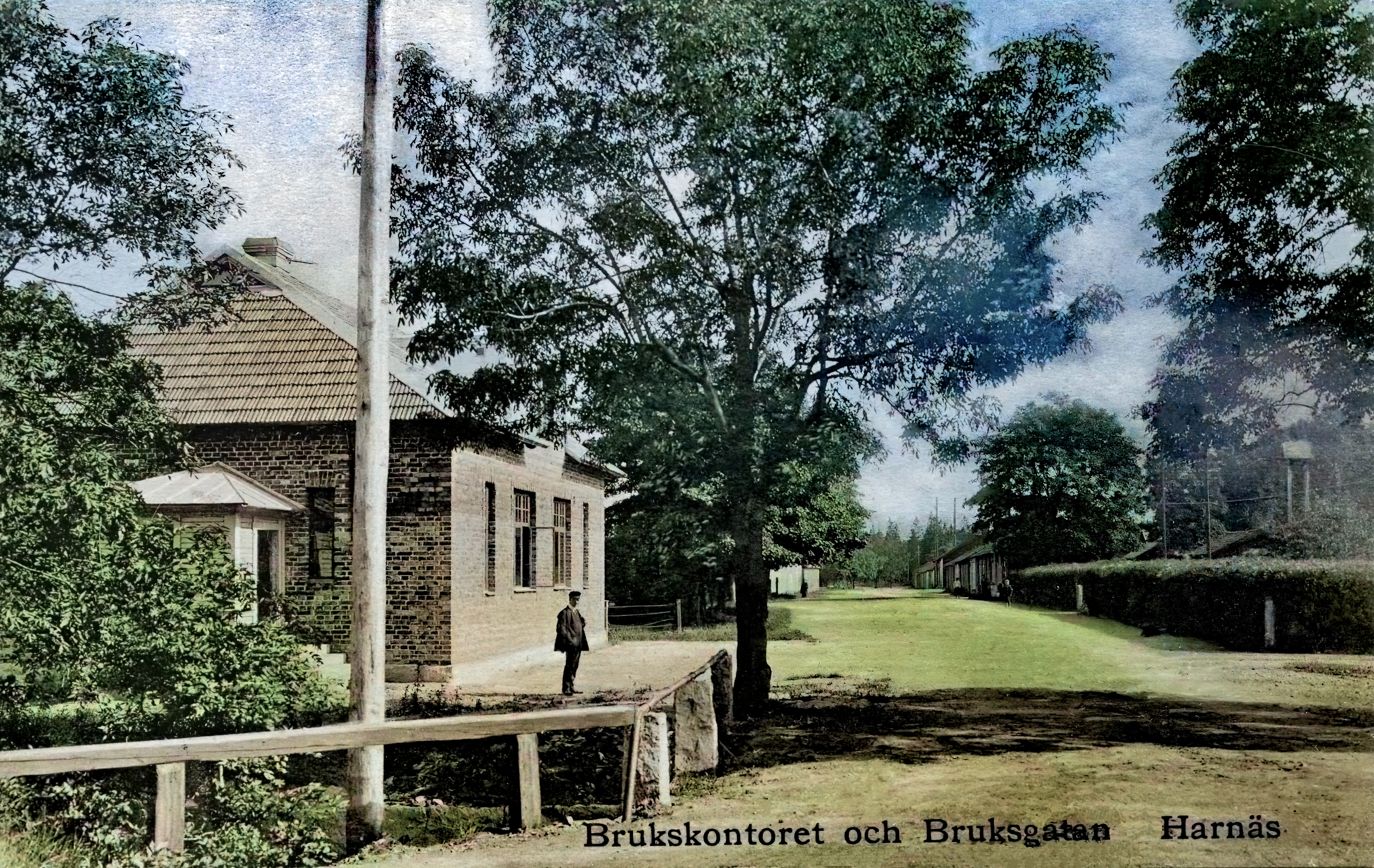 Brukskontoret och bruksgatan Harnäs